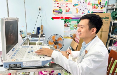KHÁM SẢN PHỤ KHOA VÀ NHI KHOA MIỄN PHÍ CHO NGƯỜI DÂN XÃ TRÀ BỒNG